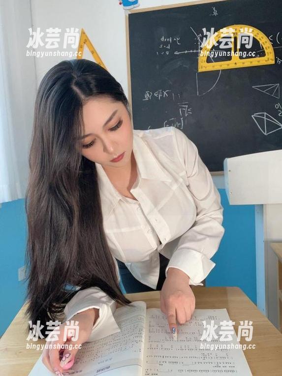 微密圈 - 120斤的小王同学的资源一览，性感蝴蝶们快来签到吧！