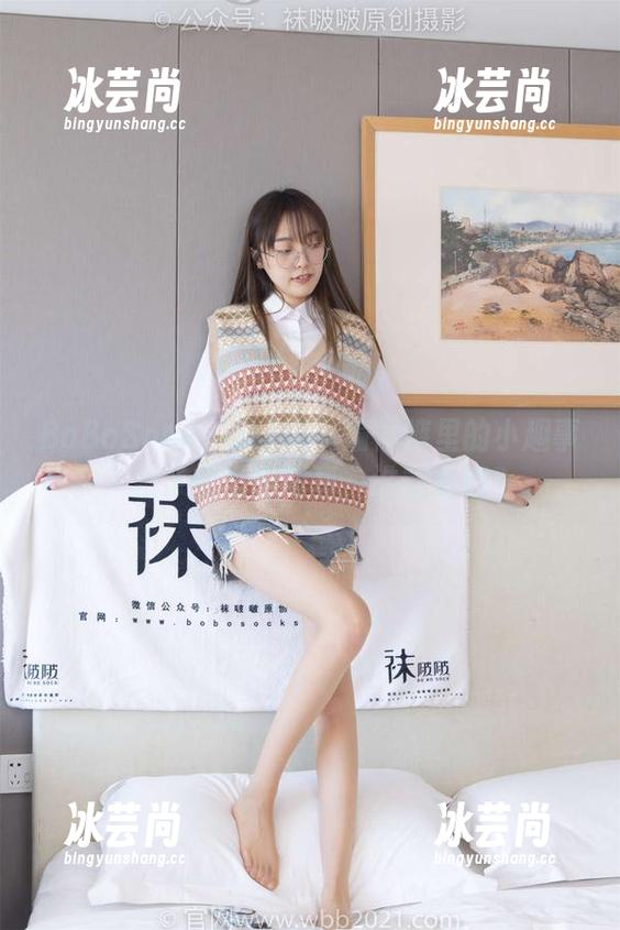 BoBoSocks袜啵啵 - 瑜伽裤里的小趣事：稚予的私房写真，谁能抵挡？