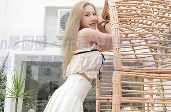 Feilin嗲囡囡 – 牛逼的模特YOYO奶牛写真：下载吧，让你霸气侧漏！