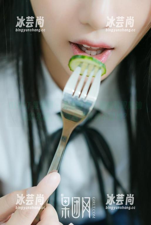 GIRLT果团网-陈迪娅 GIRLT果团网 - 不是每个人都能驾驭陈迪娅的礼服,快来看看谁拼不过她?