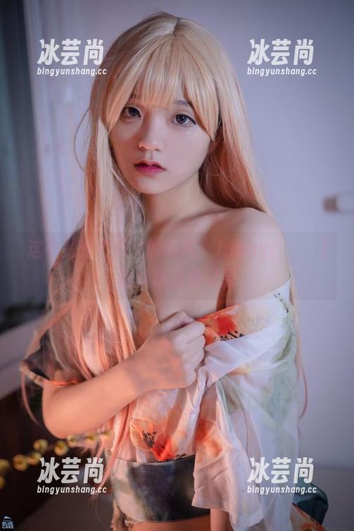 这不是光芒万丈的瞬间，Jenny(정제니)的丝袜合集记录