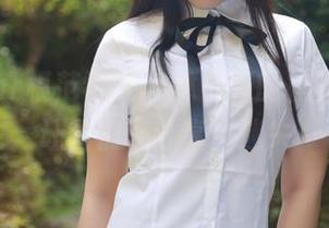 MFStar模范学院 – 林小艺的校服原图，让我们在分享中迷失