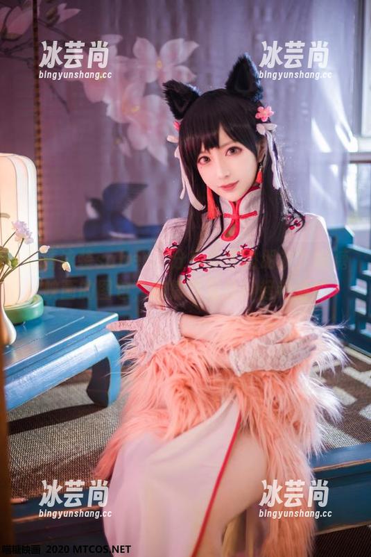 高清泳装saber，分享给你的朋友？喵糖映画的图包，友情可是经得起考验的