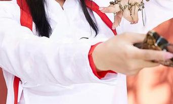 MiiTao蜜桃社 – 分享一下王婉悠Queen的油亮趣事，居然还有这种操作！