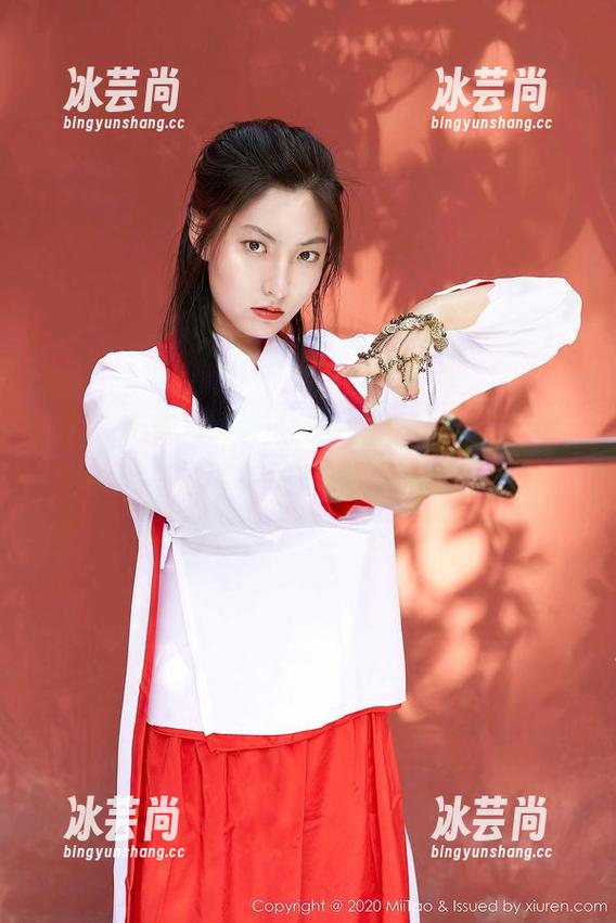 MiiTao蜜桃社-王婉悠Queen MiiTao蜜桃社 - 分享一下王婉悠Queen的油亮趣事,居然还有这种操作!