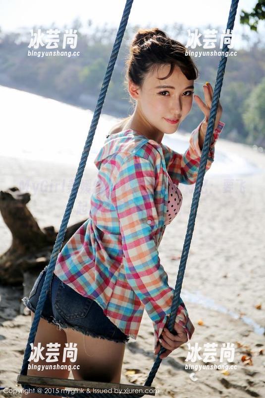 MyGirl美媛馆 - 私拍空姐叶籽亿：要飞起来的不止是飞机！