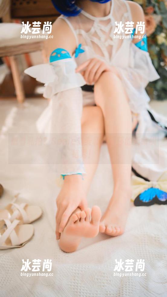 想看私拍？Seele麦麦和德丽莎的天命纠结秀！