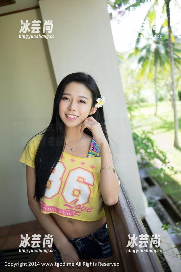 TGOD推女神-施忆佳Kitty酱 TGOD推女神 - 图包集结:施忆佳Kitty酱的睡衣时刻,这种气氛不想走了。