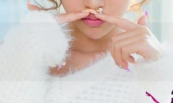 UGirls尤果网 – 王瑞儿，自拍这件事你真的是毫不留情，高清图包不太让我满意