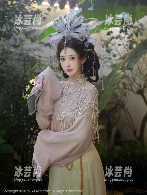 Xiuren秀人网-夏诗雯Sally Xiuren秀人网 - 没事,上架夏诗雯Sally空姐图包,免费就是任性