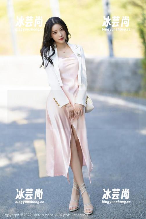 Xiuren秀人网 - 来来来，免费从徐莉芝Booty的日常作品中找乐子，到底会怎样呢？