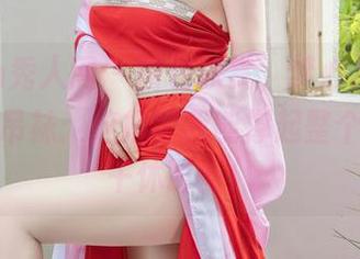 Xiuren秀人网 – 图包欣赏，梦心月职场制服黑丝吊袜：这搭配我能撑起整个部门的午休时间！