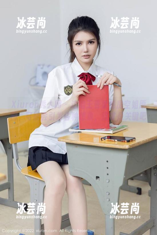 Xiuren秀人网 - 这组王曼柔私房空姐原图，可能会引发各种想象，这才是关键吧！