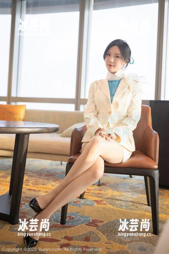 Xiuren秀人网-西希白兔 Xiuren秀人网 - 西希白兔私拍校服特辑:看我如何化身学霸女神