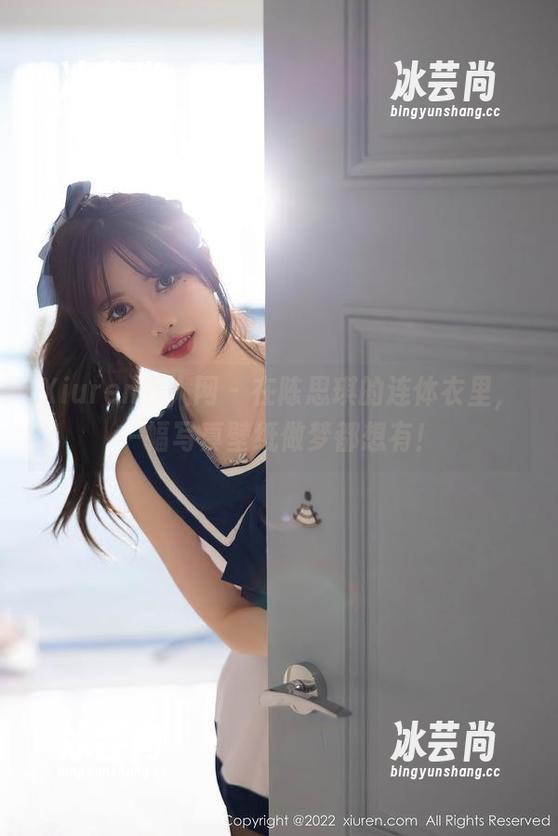 Xiuren秀人网 - 在陈思琪的连体衣里，一幅写真壁纸做梦都想有！