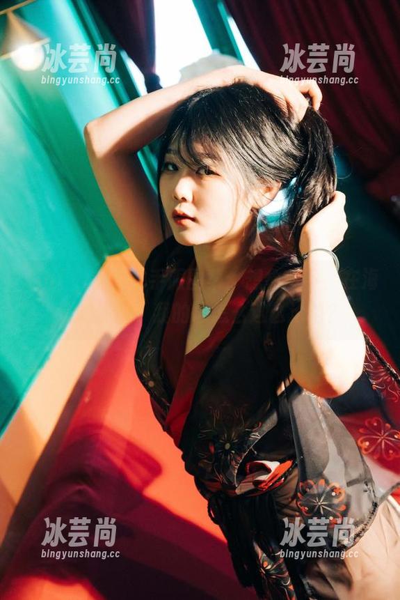 Zia(지아)的水手服图集：想象一下，在海边的注文，我的心怎么这么沦陷？