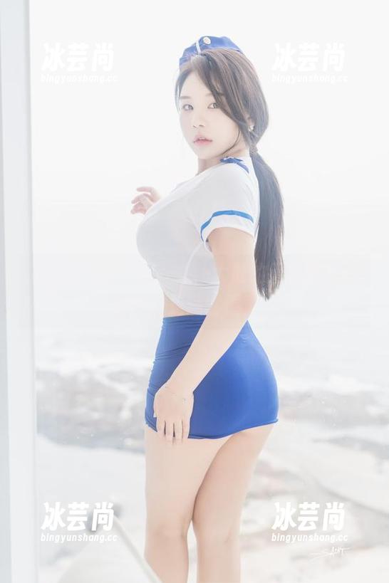 Zzyuri Zzyuri的作品,女仆大厦的无圣光,掉进去也是迷雾重重。