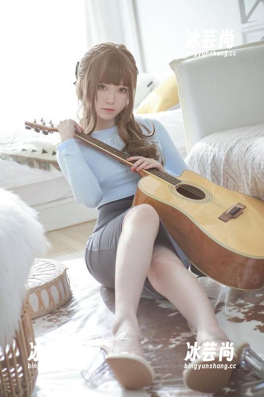 如果牛仔裤会说话，asagiriai(爱ちゃん)的美图与图包肯定是“我很困扰”