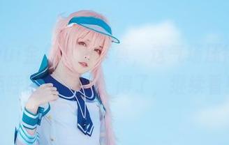 全套yui金鱼女王写真，这气场压得我有点呼吸不过来，得了，继续看！