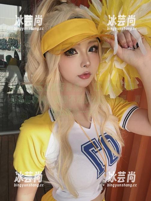 yuuhui玉汇的写真集，樋口円香，又是一位高能偶像，偶像不是那么好当的呀，真得心疼她一下。