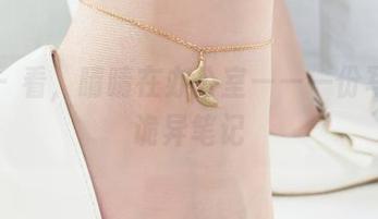 丽柜 – 看，晴晴在办公室——一份写真的诡异笔记