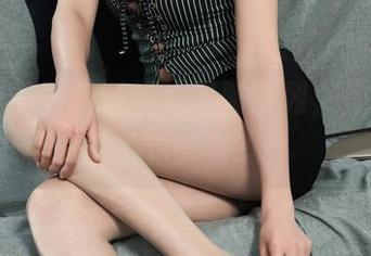 丽柜 – 精选潘潘的体操服系列，你说能看出她的努力吗？