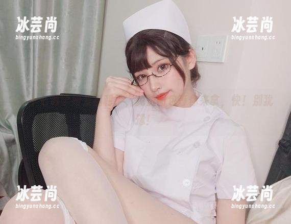 你十七鸽 你十七鸽学姐发福利了,免费图包等你来拿,快!别犹豫!