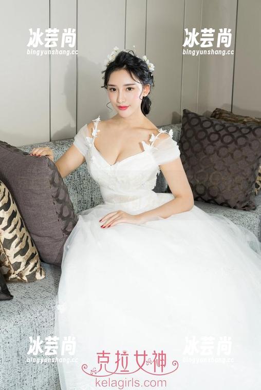 克拉女神 - 系统自动推荐：妮子白衬衫套图，神奇吸引力在哪？