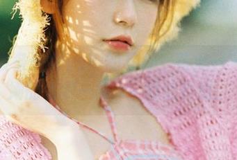 探讨发条少女yoki的写真，花火——就像她的名字一样，一秒就引爆。
