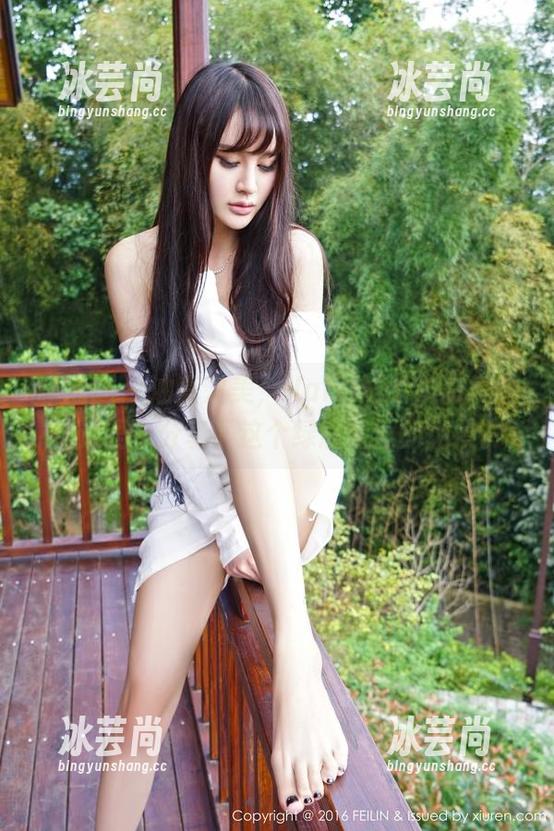 嗲囡囡 - 油亮之美，Hana妹的作品集你见过吗？分享下这个绿意盎然的场景。