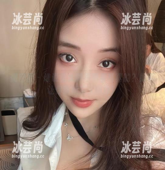 微密圈 - 谁说兔女郎不需要写真的？奶雯让你重新定义图册！