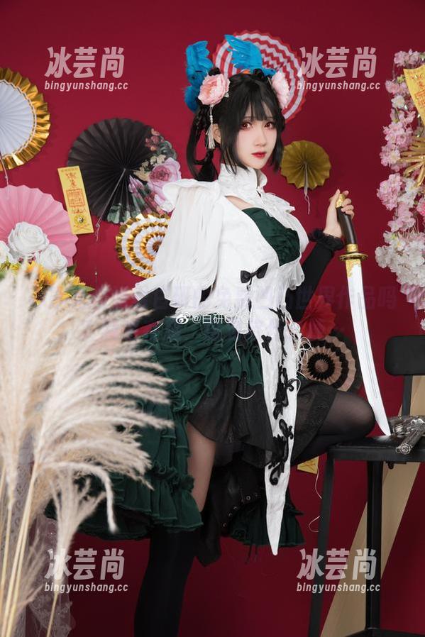 你能相信妖君白研的免费凹凸世界作品吗？我也在想，这到底什么梗…