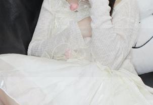 小众视觉 – 图集高能预警：婷婷的修女造型，你们准备好了吗？