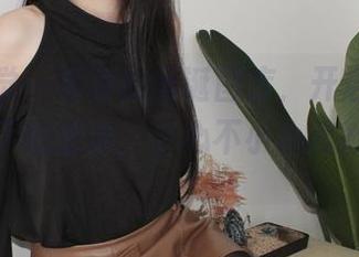 小众视觉 – 蓉蓉的圣诞图库，开启了一段没完没了的想象，小心不小心被她圈粉哦。