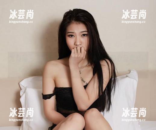 尤物馆-Cris_卓娅祺 尤物馆 - 室内与室外,Cris_卓娅祺的办公室私拍合集