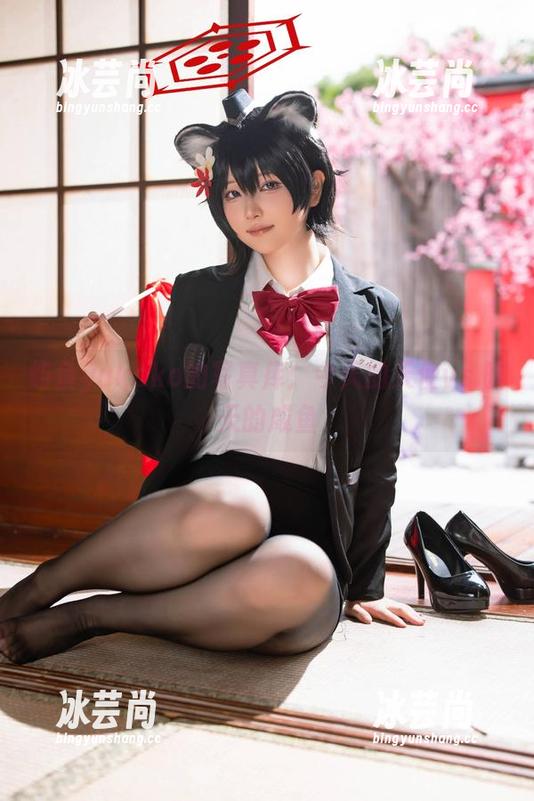 屿鱼yukako的写真库：今天的天使vs.昨天的咸鱼
