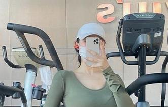 微密圈 – 左公子666的美腿，谁能抗拒？作品集等你下载！