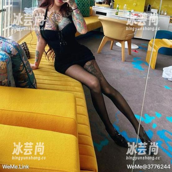 微密圈 - 希希Gina的旗袍图集—免费的，质感满分，你一定想看！