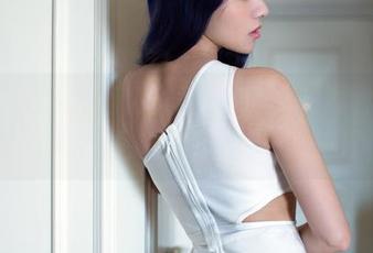 推女郎 – 当我浏览李七喜的女仆写真集，资源和我之间究竟有什么渊源？