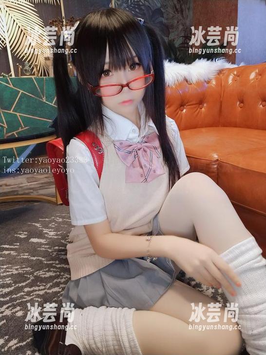摇摇乐yoyo 私拍睡衣,这个摇摇乐yoyo简直是床上摄影师!快让她教我!