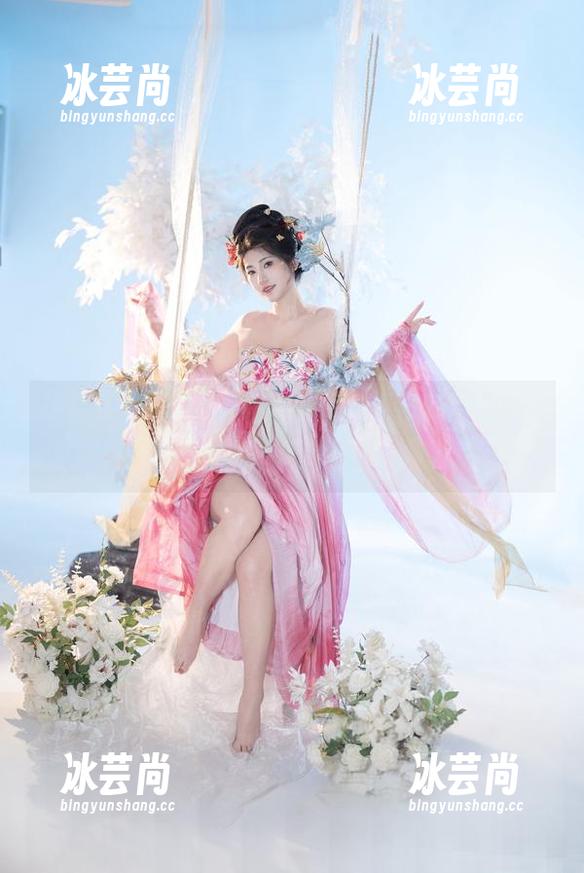 精选原图分享，惨遭夏日的星澜是澜澜叫澜妹呀戏弄