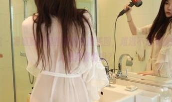 模范学院 – 姗姗就打奥特曼的和服美图，难道不是素雅得有点让人想要报复吗？