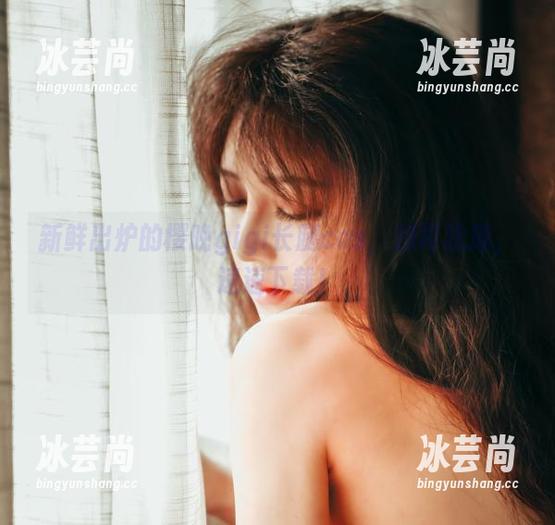 新鲜出炉的樱晚gigi长腿cos，别再犹豫，速速下载！