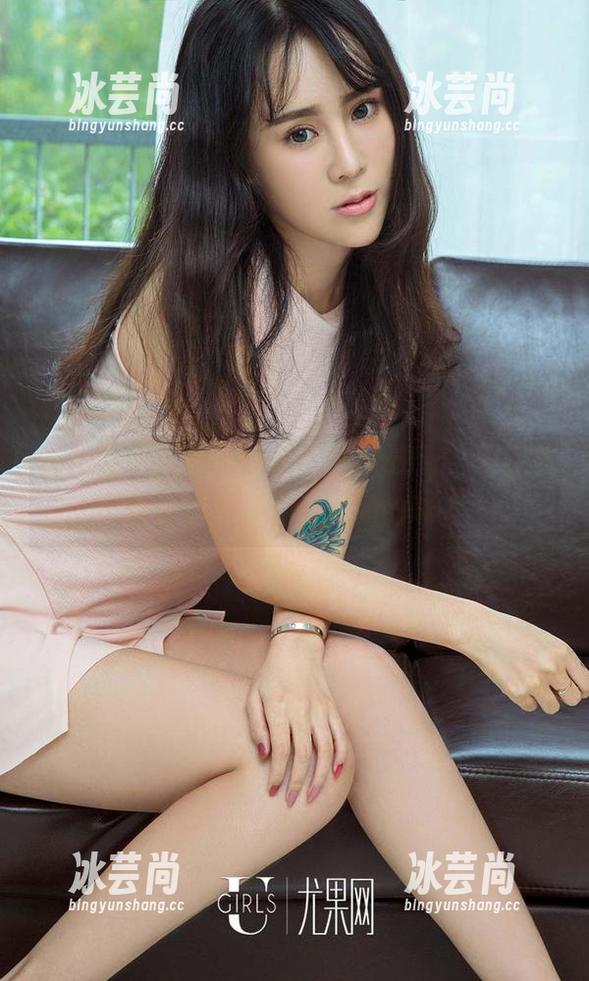 爱尤物-徐莉芝Booty 爱尤物 - 图片中的徐莉芝Booty,泳衣随意却有种别样资源的韵味。