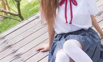 爱蜜社 – 倘若礼服会说话，杨紫嫣Cynthia的写真集一定饱含了千言万语，下载吧！