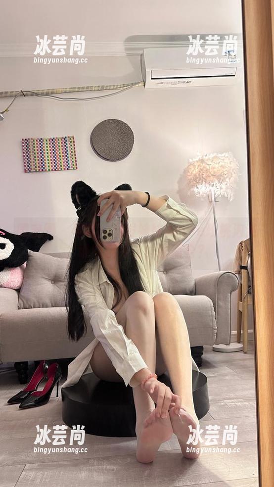 微密圈 - 写真：金发妹妹verse玫桃泡芙，谁能抗拒这样的组合？