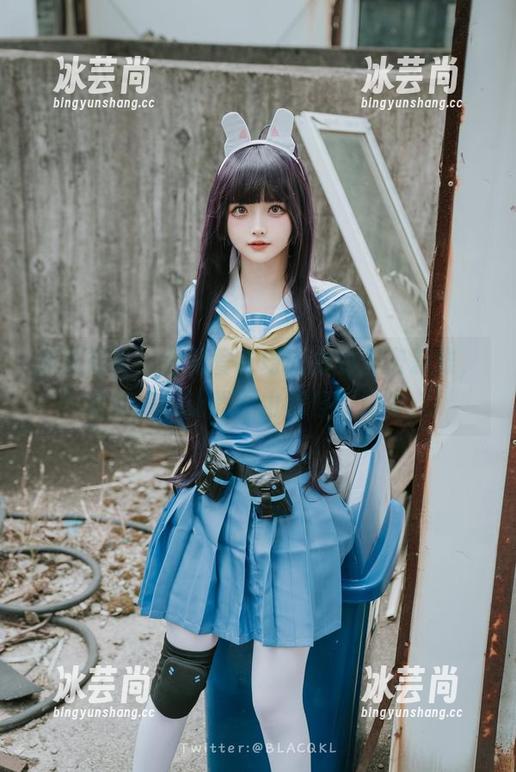 精选写真：白莉爱吃巧克力的爱蜜莉雅，太多细节让我不由得停下脚步。