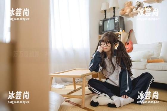 万万没想到：神沢永莉的原图，居然是个大姐姐的甜蜜负担！