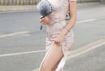 秀人网 – 噢！可可芝在蕾丝的海洋中沉浸——看她与蕾丝的搞怪搭配分享。