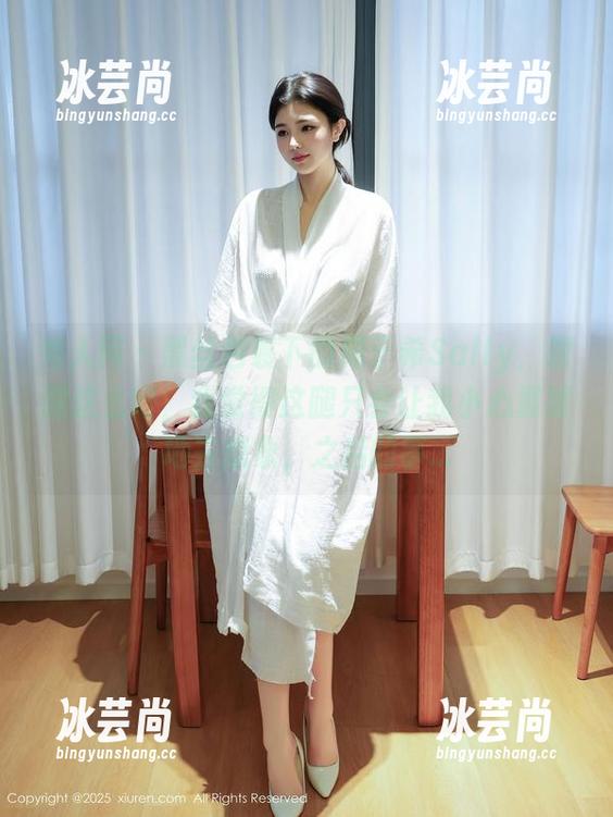 秀人网-周于希Sally 秀人网 - 黑丝包裹下的周于希Sally,原图这么好,我觉得这腿只会让我小心翼翼地去想象,之后的事...